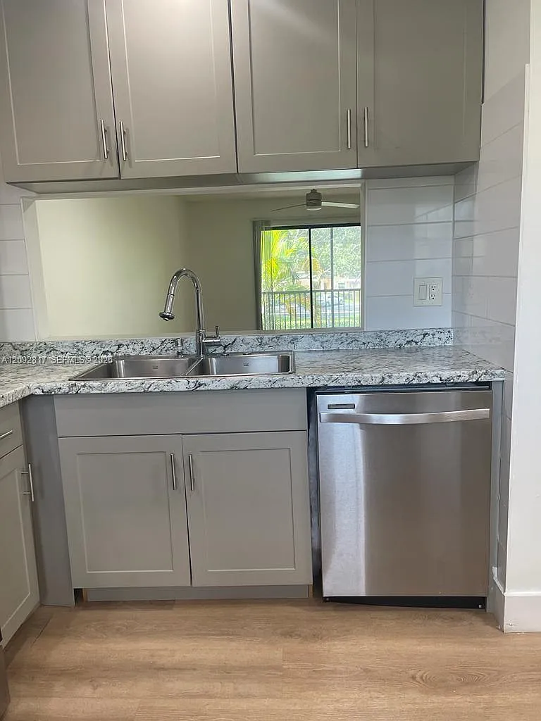 Pine Lake Seven Condo — Photo 2