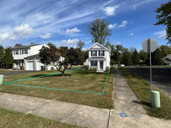 Kingsclere Dr, Southampton, PA 18966