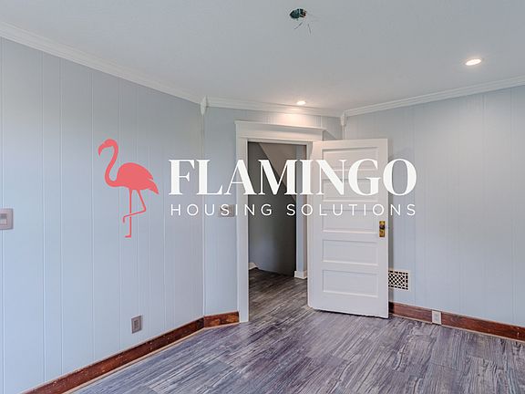 3rd image of 1325 Highland Ave
