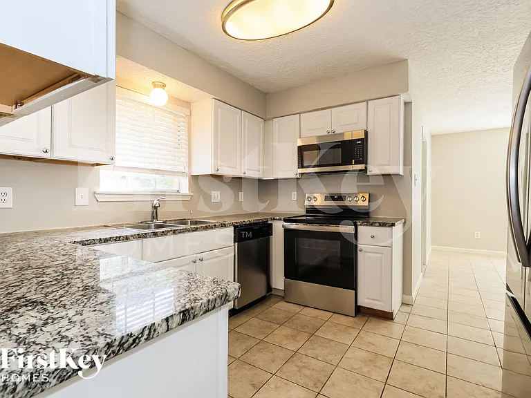 24106 Creekview Dr — Photo 9