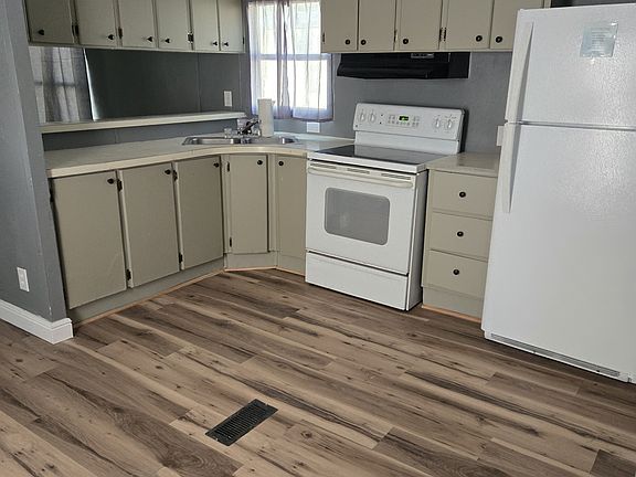 4th image of 158 Dogwood Acres Ln