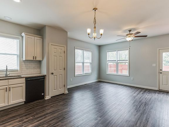 5th image of 3506 Guess Rd