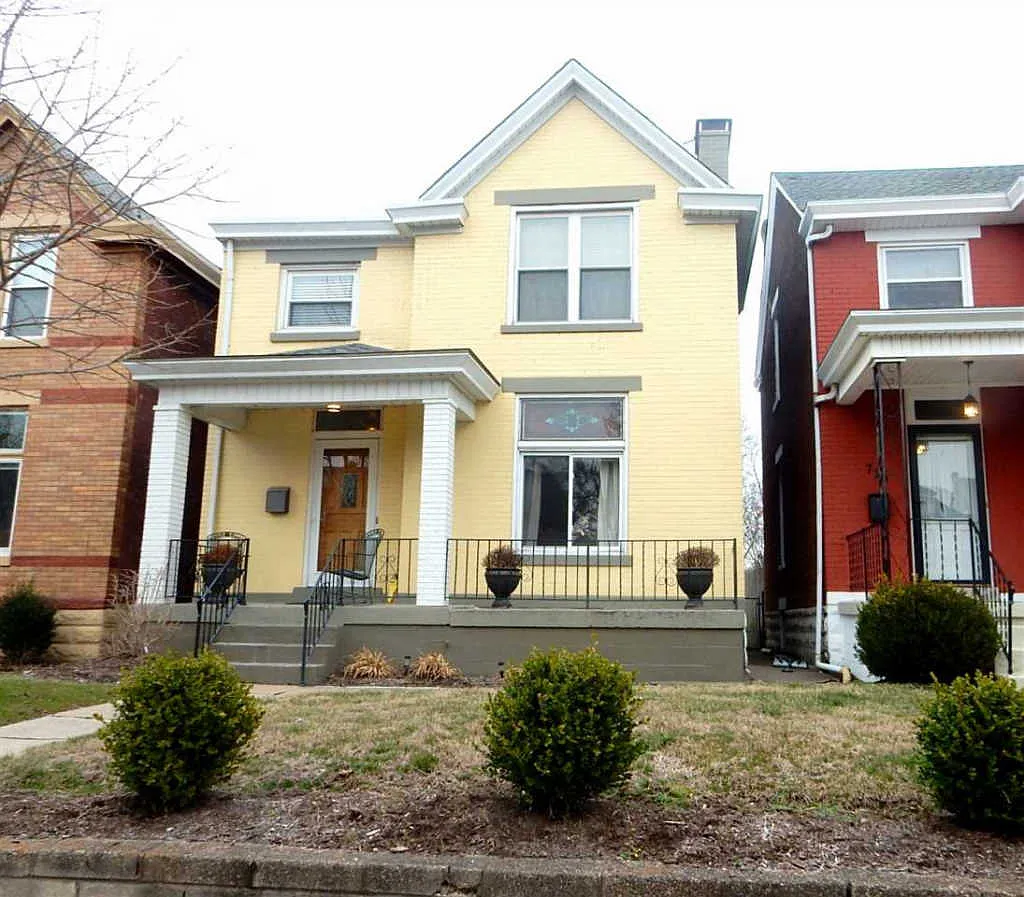 717 Linden Ave photo 1