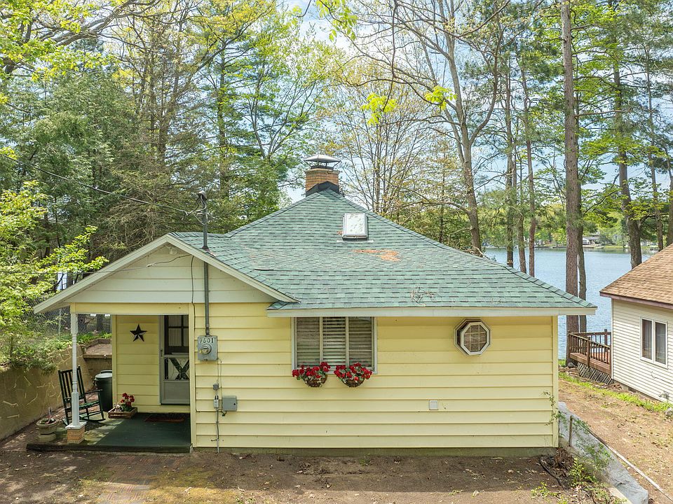 1st image of 9601 E School Section Lake Dr
