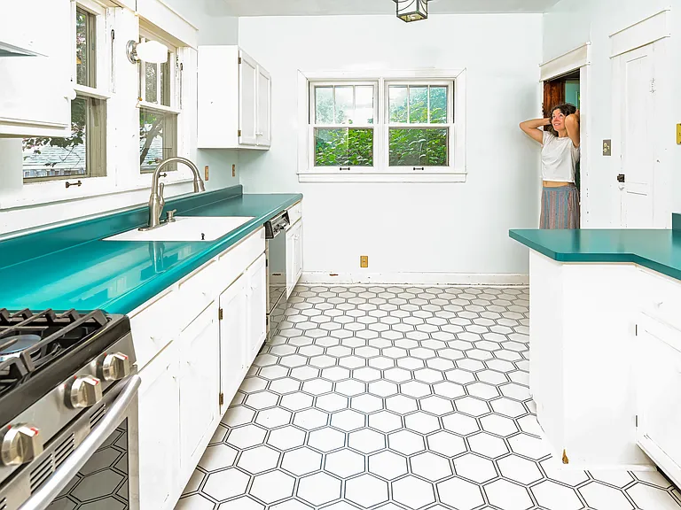 1403 S Walnut St — Photo 19