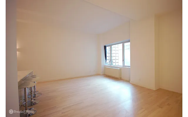 Rented by Douglas Elliman | media 13