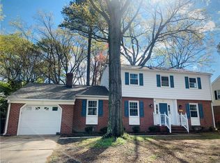 121 Garrett Dr, Hampton, VA 23669