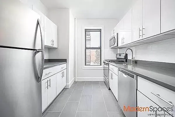 Rented by Modern Spaces | media 9