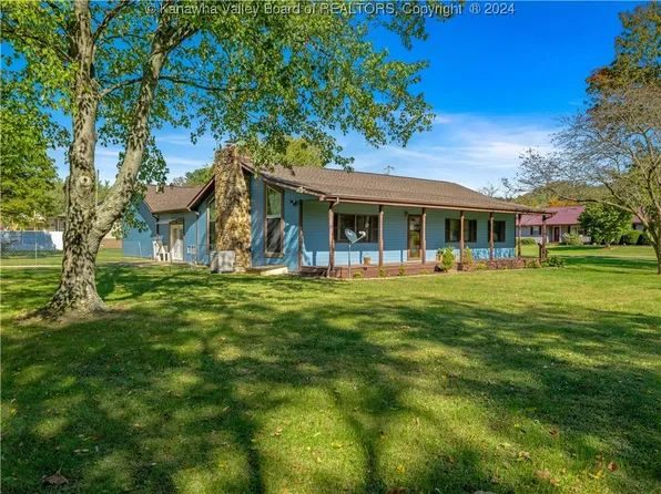 48 Carter Ln, Lesage, WV 25537