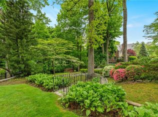 129 Birch Brook Rd, Yonkers, NY 10708