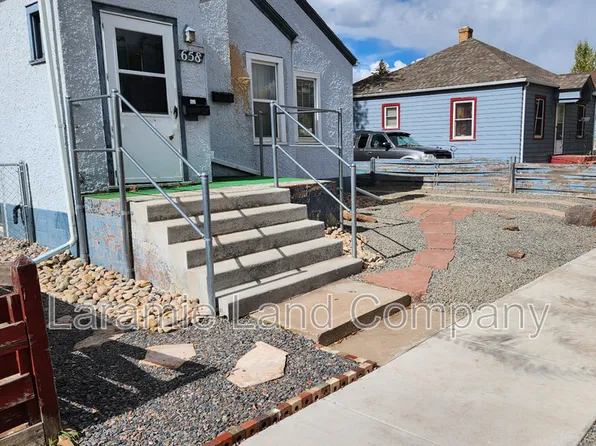 658 N 10th St #1, Laramie, WY 82072
