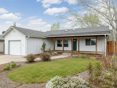 2807 SW 23rd St, Redmond, OR, 97756