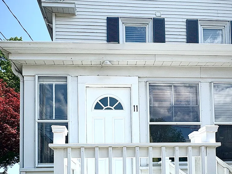 11 Russell Ave #2 — Photo 1