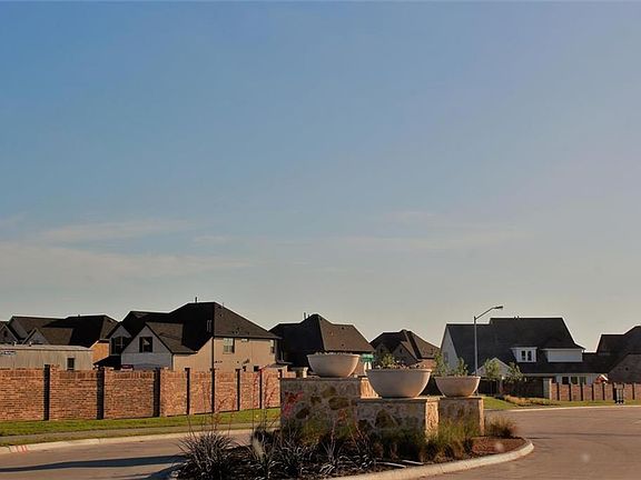3rd image of 17715 Shumard Oak Dr