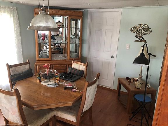 3rd image of 115 Wesley Way