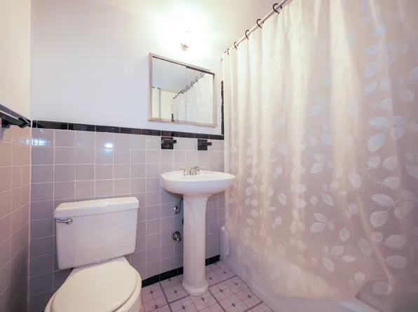 139 East 33rd Street image 13 of 22