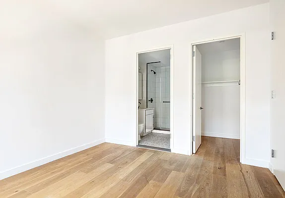 Rented by EXR | media 6