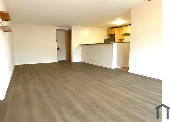 12955 Riverside Dr #105 — Photo 7