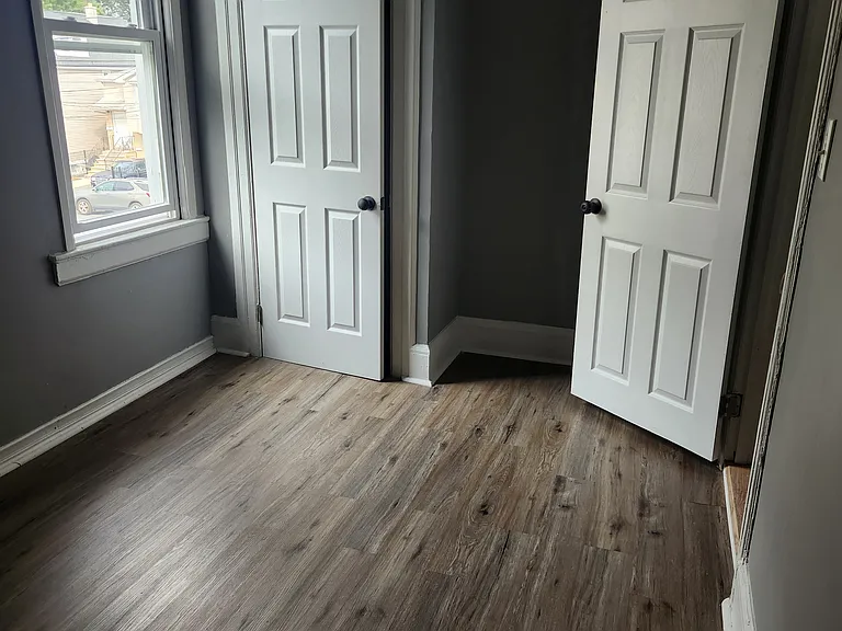 269 S 19th St #2 — Photo 7
