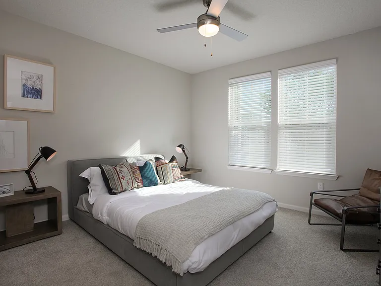 Legacy Union Square Apartments — Photo 19