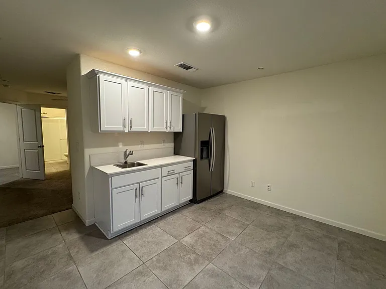 1809 Columbia Dr — Photo 14