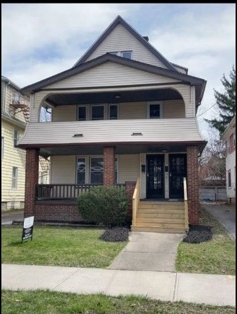 Building Photo - 3645 E 146th St
