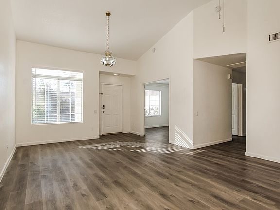 4th image of 1350 W Gary Dr