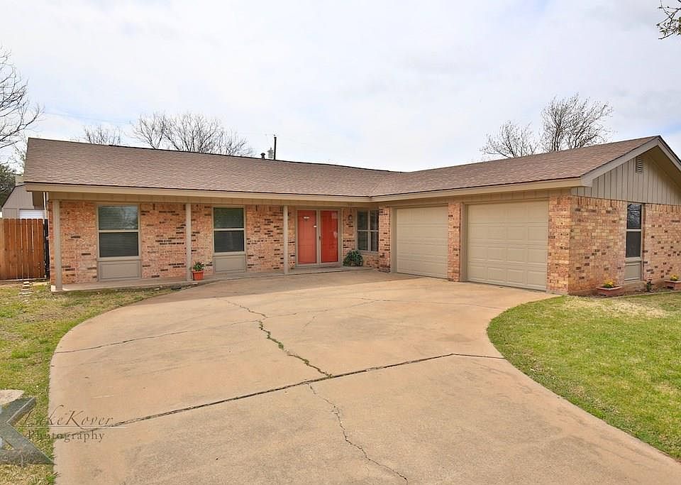 1st image of 901 Piedmont Dr