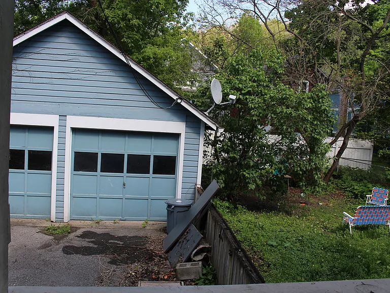 513 S Albany St — Photo 4