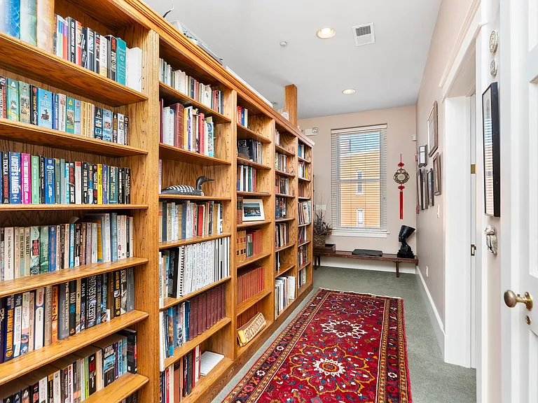 19 E Johnson St #4 — Photo 20