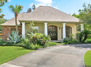 8645 Kensington Dr, Baton Rouge, LA 70809