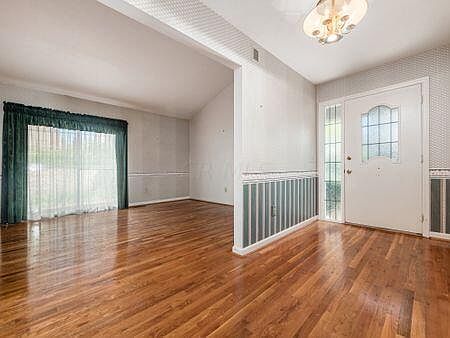 3rd image of 4359 Latin Ln