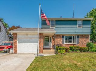 100 Balen Dr, Lackawanna, NY 14218