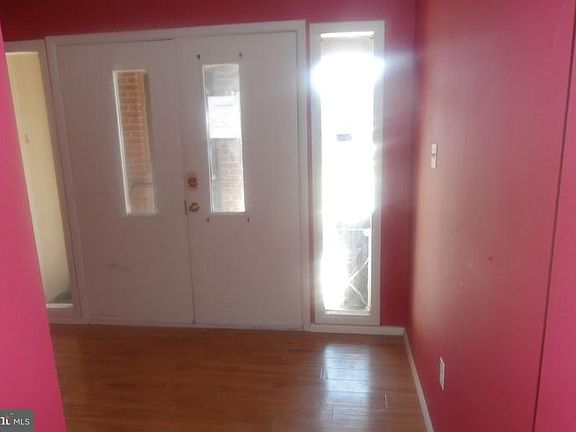 2nd image of 18568 Split Rock Ln