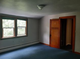 6270 N Sunny Point Rd FLOOR 2, Milwaukee, WI 53217