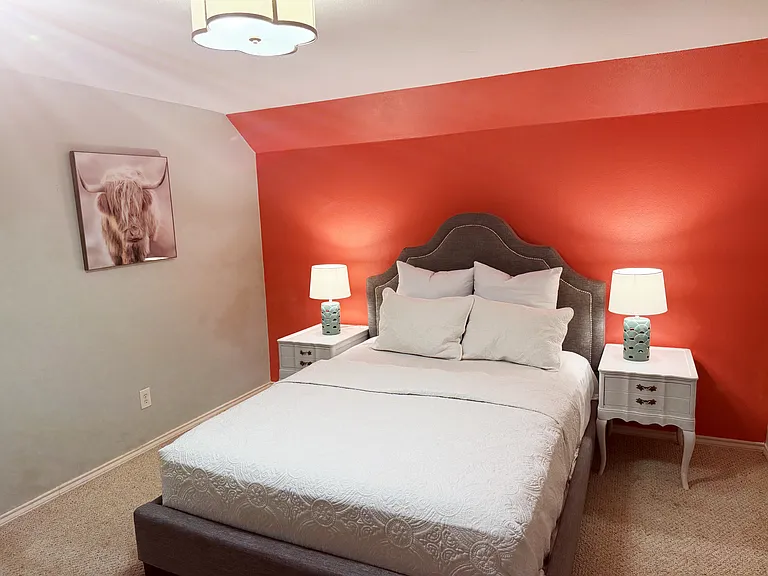 801 Egyptian Way — Photo 5