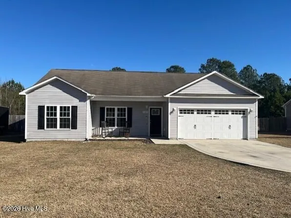 105 Lilac Lane, Richlands, NC 28574