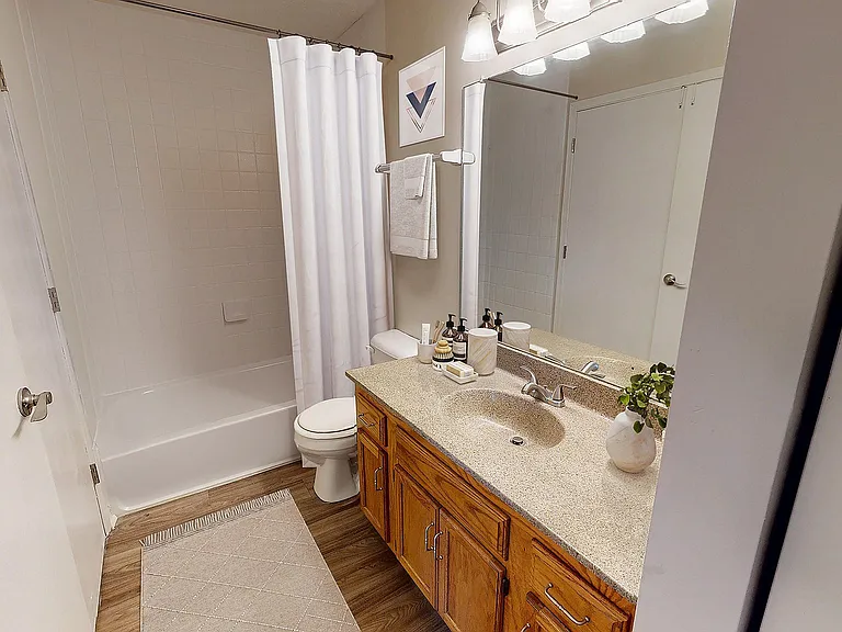 Bathroom with Tub