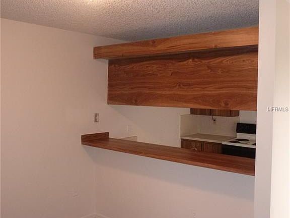 4th image of 5295 Middle Ct #123