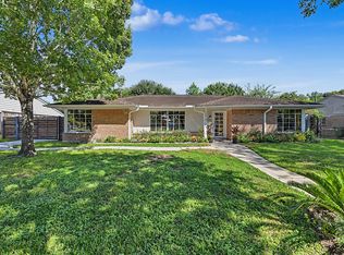 10615 Atwell Dr, Houston, TX 77096