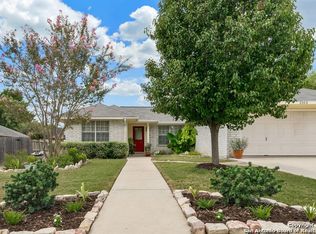 2162 Keystone Dr, New Braunfels, TX 78130