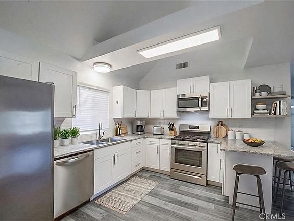 4th image of 1281 Ravenshoe Way