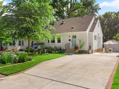 4047 Yosemite Ave S, Saint Louis Park, MN, 55416