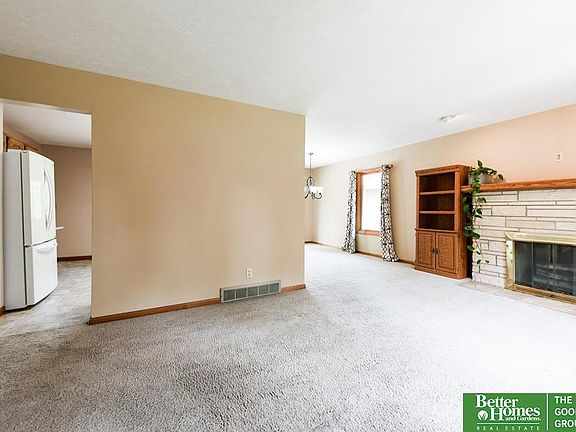 5th image of 3016 S 48th Ave