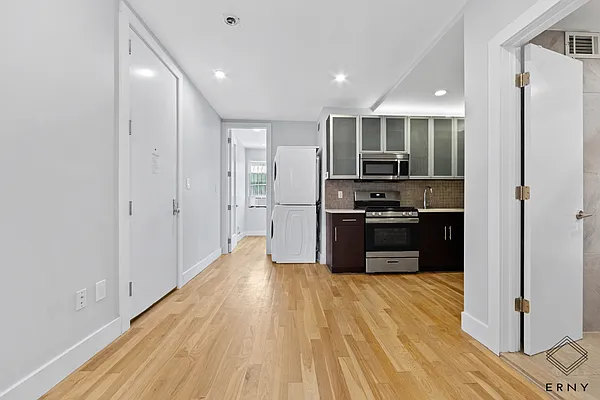 Rented by ERNY LLC | media 2