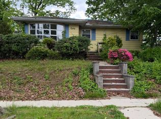 80 Chelsea St, Staten Island, NY 10307