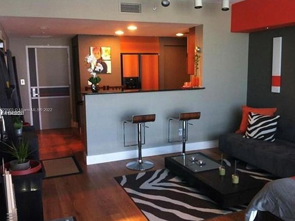 3rd image of 335 Biscayne Blvd #3806