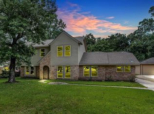 696 Ravensworth Dr, Conroe, TX 77302