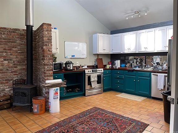 4th image of 400 Atkins Rd