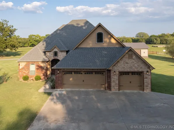 162 N Two Mile Rd, Fort Gibson, OK 74434